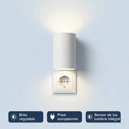 LumiGuard™ – Lámpara de pared con enchufe, sensor y intensidad regulable
